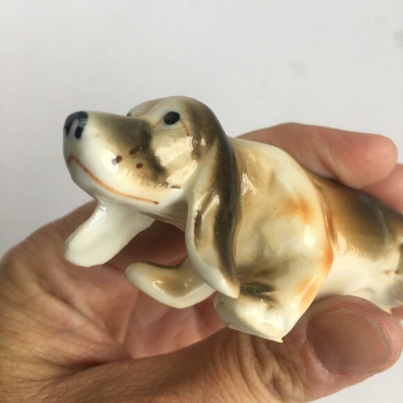 Vintage Dog Figurine Statue - Bassett Hound, brown, white, tan - Picture 7 of 8